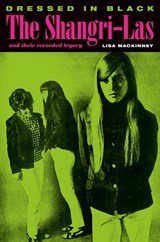 Dressed In Black - Lisa MacKinney - 9781959163077