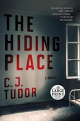 The Hiding Place - TUDOR,  C. J. - 9781984846792