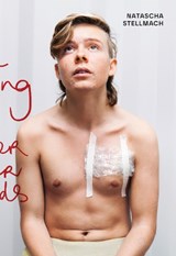 The Letting Go: The Wonder in Our Wounds - Natascha Stellmach ; Sandra Huller - 9783987412271