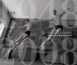 L'Accademia Nazionale di Danza di Roma - Ernesto Assante ; Osvaldo Avallone ; Leonetta Bentivoglio ; Beatrice Bertuccioli ; Lia Calizza ; Manuela Canali ; Claudia Celi ; Ada D'Adamo ; Nico Garrone ; Elena Grillo ; Elisa Guzzo Vaccarino ; Roberto Lambarelli ; Luigi Mazzella ; Giorgio Montefoschi  - 9788849293104