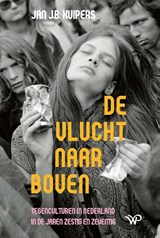 De vlucht naar boven - Jan J.B. Kuipers - 9789462498952