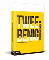 Tweebenig samen werken - Martine de Jong ; Has Bakker ; Fieke Robeerst - 9789462762237