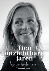 Tien onzichtbare jaren - Lenneke Vente - 9789463459273