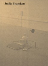 Studio Snapshots - Mark Manders - 9789464460902