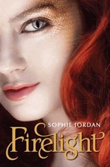 Firelight - Sophie Jordan - 9780062011077