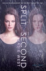 Split Second - Kasie West - 9780062117410