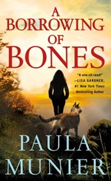 A Borrowing of Bones - Paula Munier - 9781250153043
