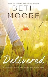 Delivered - Beth Moore - 9781404109643