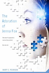 The Adoration of Jenna Fox - Mary E. Pearson - 9781429952057