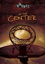 At the Center - Patrick Jones - 9781512419245