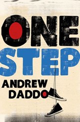 One Step - Andrew Daddo - 9781760142193