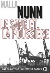 Le sang et la poussière - Malla Nunn - 9782848931975