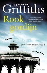 Rookgordijn - Elly Griffiths - 9789026177644