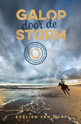Galop door de storm - Evelien van Dort - 9789026628283