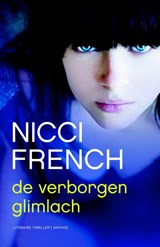 De verborgen glimlach - Nicci French - 9789041424389