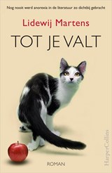 Tot je valt - Lidewij Martens - 9789402753080