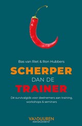 Scherper dan de trainer - Bas van Riet ; Ron Hubbers - 9789493480179