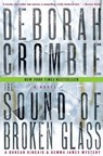 The Sound of Broken Glass - Deborah Crombie - 9780061990649