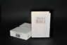 NJB Pocket Edition, White Cased Gift Bible - WANSBROUGH,  Henry - 9780232531596
