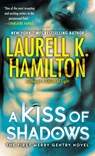 A Kiss of Shadows - Laurell K. Hamilton - 9780345423405