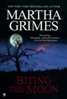 Biting the Moon - Martha Grimes - 9780451409133