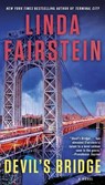Devil's Bridge - FAIRSTEIN,  Linda A. - 9780451417305