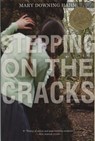 Stepping on the Cracks - Mary Downing Hahn - 9780547076607