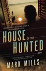 House of the Hunted - Mark Mills - 9780679644248