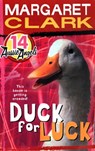 Aussie Angels 14: Duck for Luck - Margaret Clark - 9780734413185
