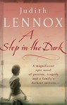 A Step In The Dark - Judith Lennox - 9780755331321