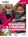 Education and Childcare T Level: Early Years Educator: Updated for first teaching from September 2022 - Penny Tassoni ; Louise Burnham ; Janet King - 9781398387195