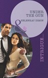 Under the Gun (Mills & Boon Intrigue) - HelenKay Dimon - 9781408977248