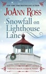 Snowfall on Lighthouse Lane - Joann Ross - 9781432857745