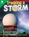 Tracking a Storm - Heather E. Schwartz ; Heather Schwartz - 9781493867042