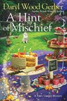 A Hint of Mischief - Daryl Wood Gerber - 9781496736048