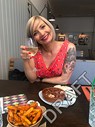 A Different Kind of Happy - Rachaele Hambleton - 9781529105186