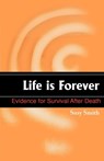 Life is Forever - Susy Smith - 9781583485743