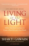 Living in the Light - Shakti Gawain - 9781608680481