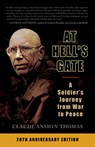 At Hell's Gate - Claude Anshin Thomas - 9781645473855