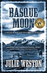 Basque Moon - Julie Weston - 9781645993766