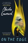 On The Edge - Nicola Garrard - 9781910646755