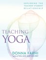 Teaching Yoga - Donna Farhi - 9781930485549