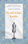 De stof in haar handen - Bianca Pitzorno - 9789044978735
