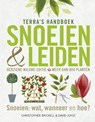 Terra's handboek snoeien & leiden - Christopher Brickell ; David Joyce - 9789089897510