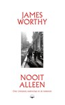 Nooit alleen - James Worthy - 9789400413931