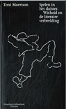 Spelen in het duister - Toni Morrison - 9789464943542