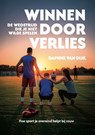 Winnen door verlies - Daphne van Dijk - 9789493089686