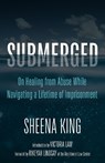 Submerged - Sheena King - 9798887441344