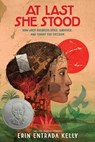 At Last She Stood - Erin Entrada Kelly - 9780063218901