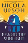 Fear in the Sunlight - Nicola Upson - 9780571366408